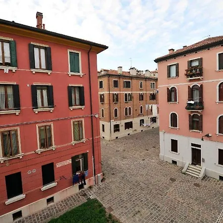 アパート Santamarta, The For Your Venetian Holidays